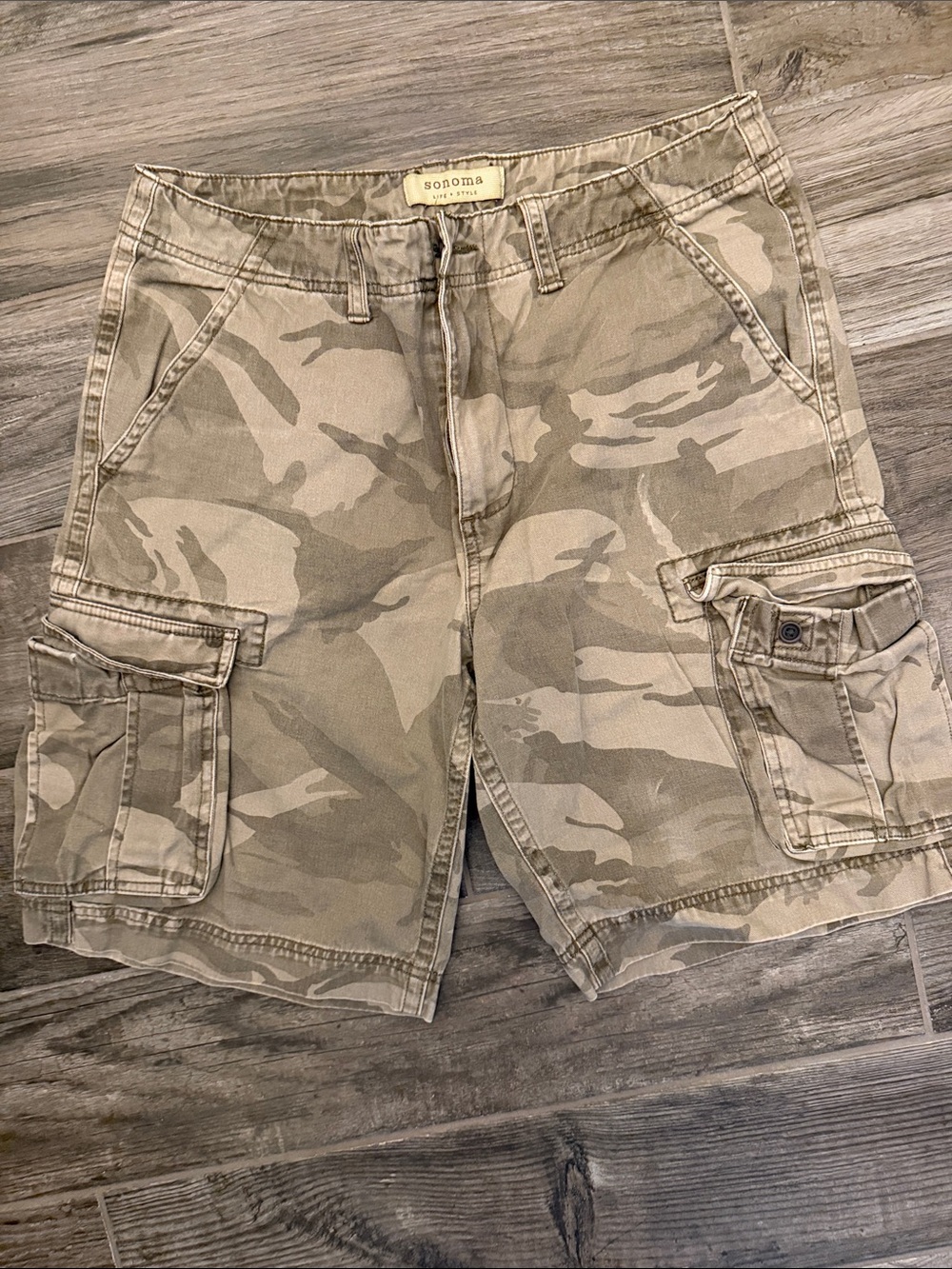 Sonoma Men's Tan Camo Cargo Shorts